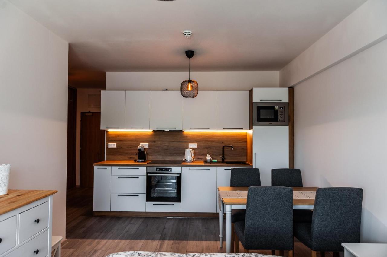 Apartmany Besen Bešeňová Eksteriør billede