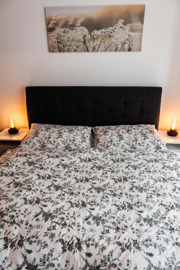 Apartmany Besen Bešeňová Eksteriør billede