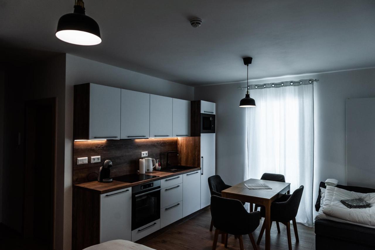 Apartmany Besen Bešeňová Eksteriør billede