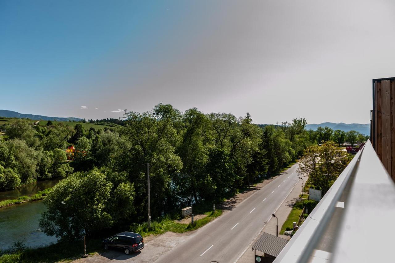 Apartmany Besen Bešeňová Eksteriør billede