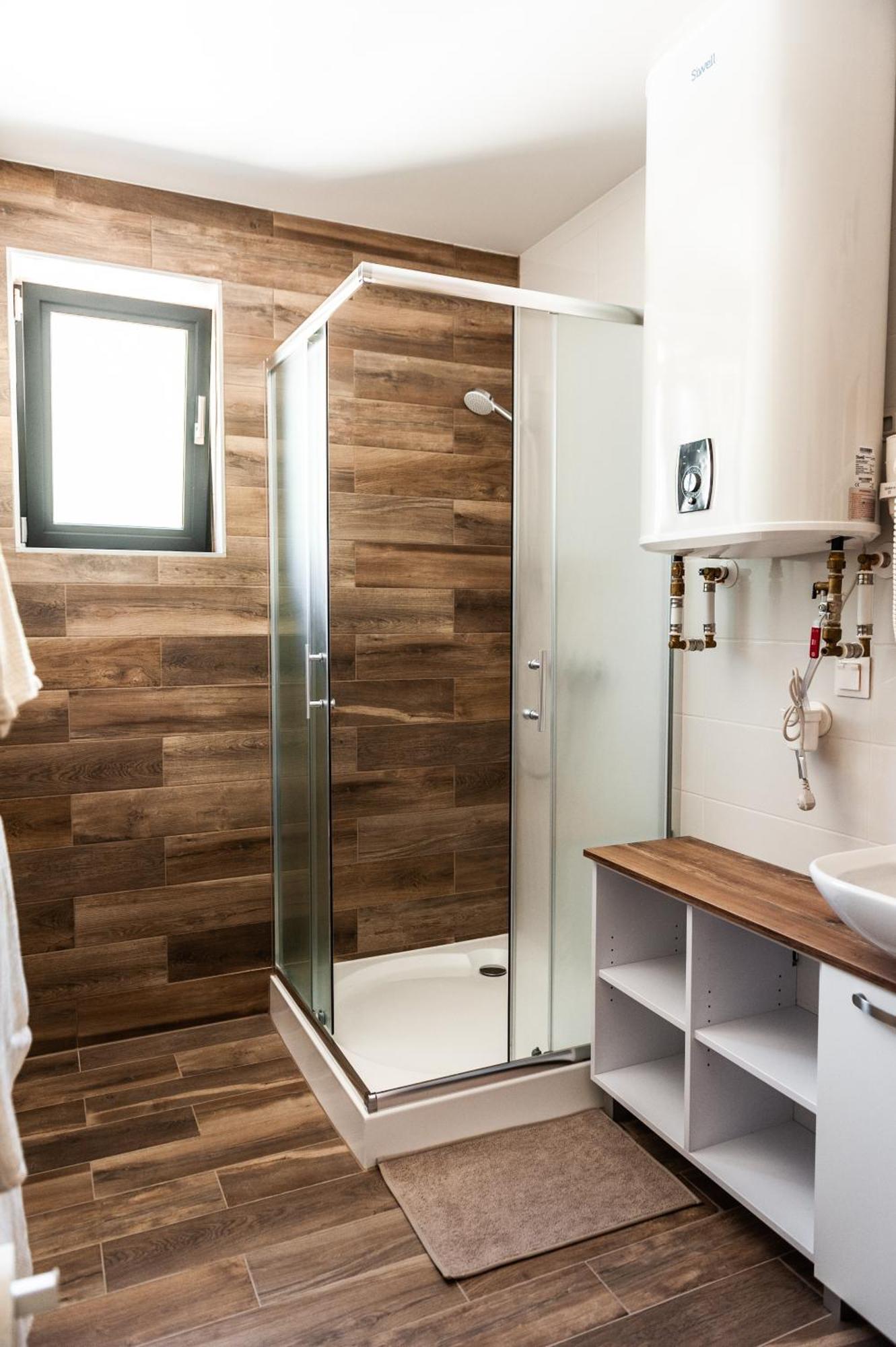 Apartmany Besen Bešeňová Eksteriør billede