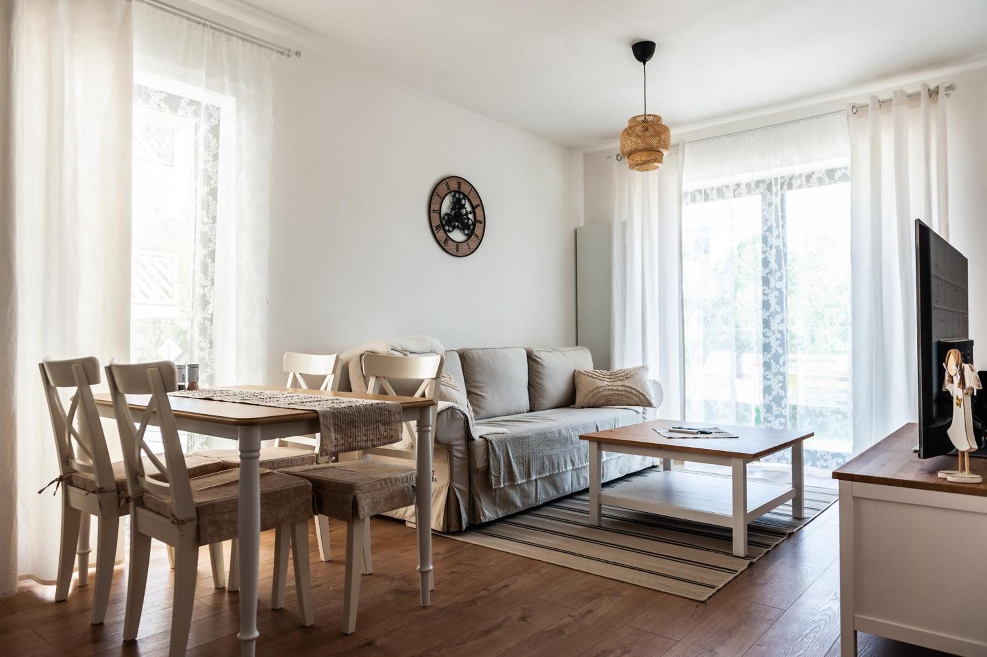 Apartmany Besen Bešeňová Eksteriør billede