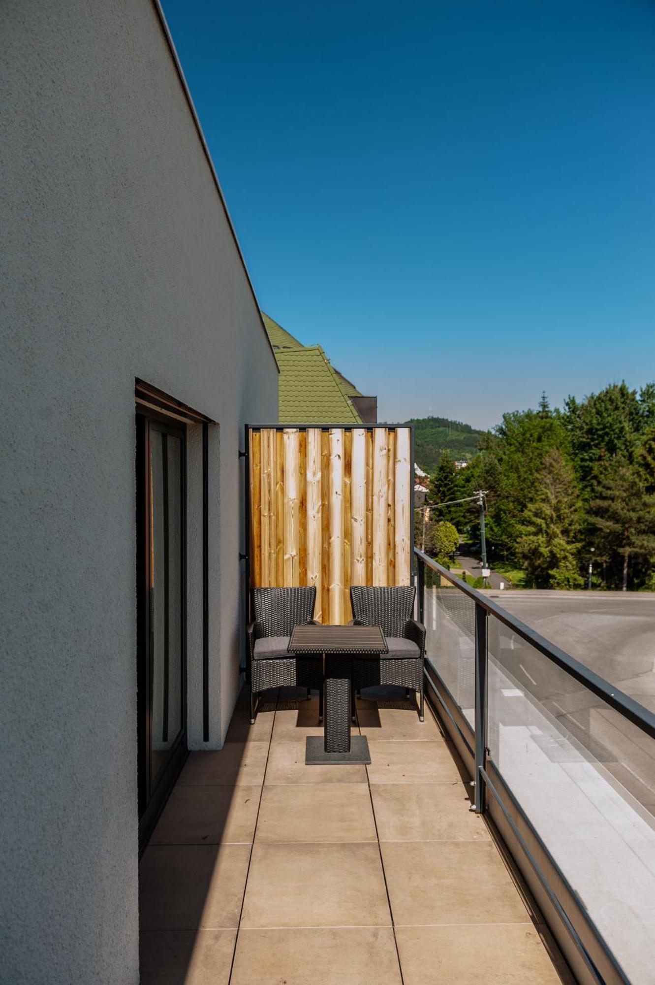 Apartmany Besen Bešeňová Eksteriør billede