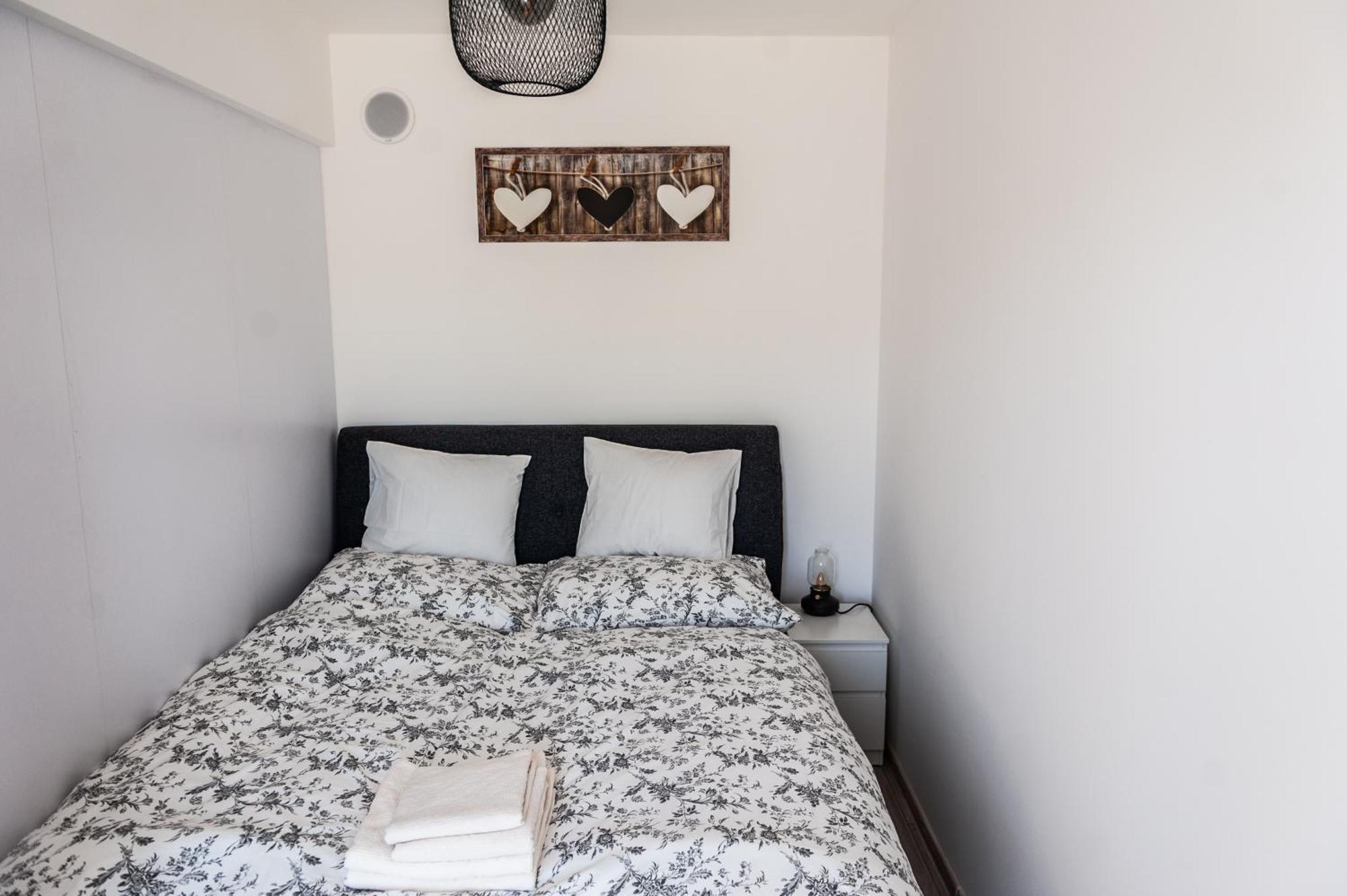 Apartmany Besen Bešeňová Eksteriør billede