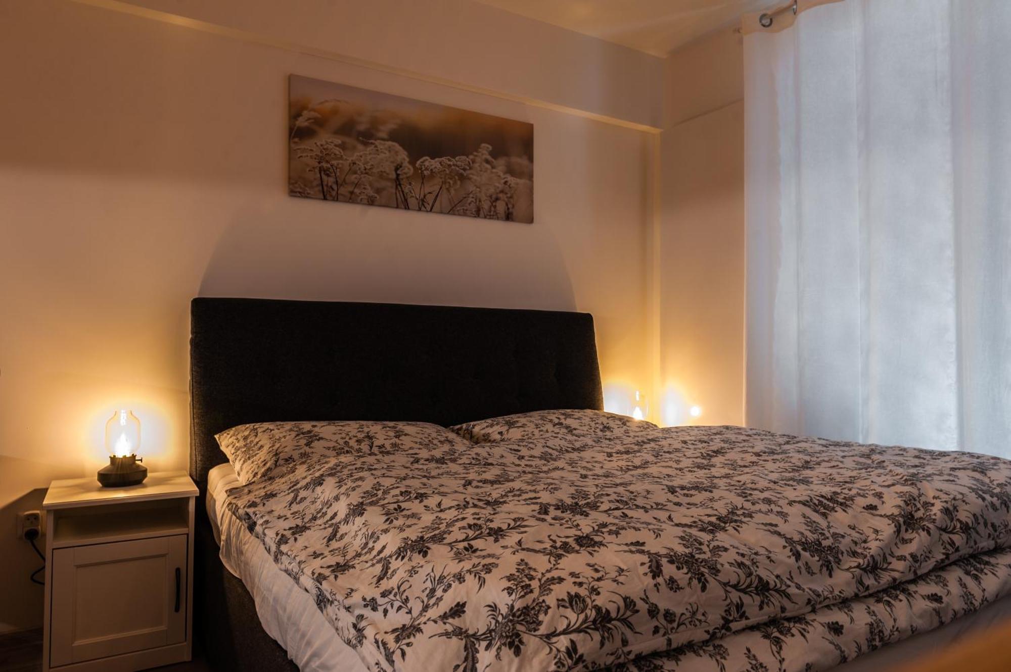 Apartmany Besen Bešeňová Eksteriør billede