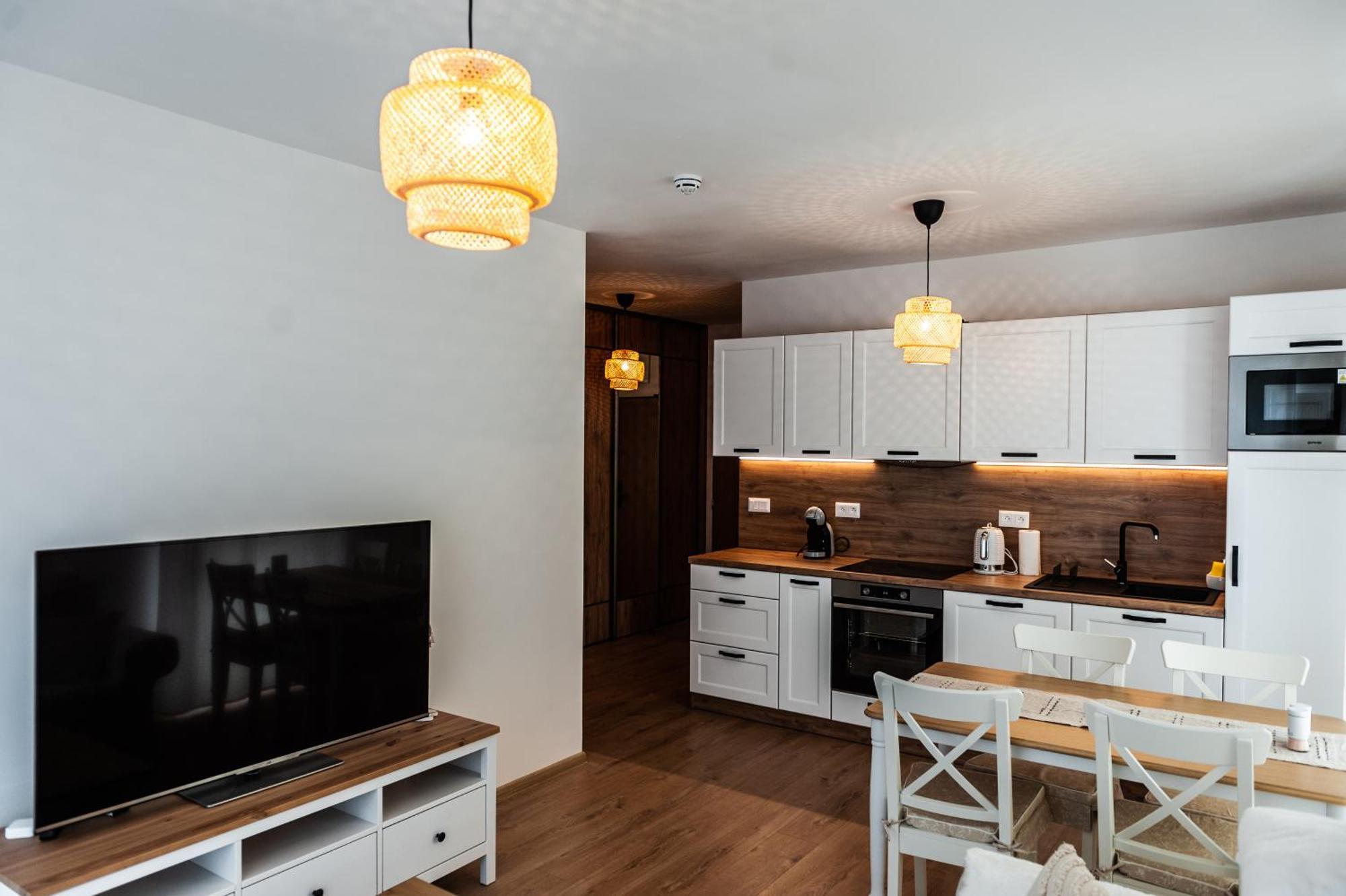Apartmany Besen Bešeňová Eksteriør billede