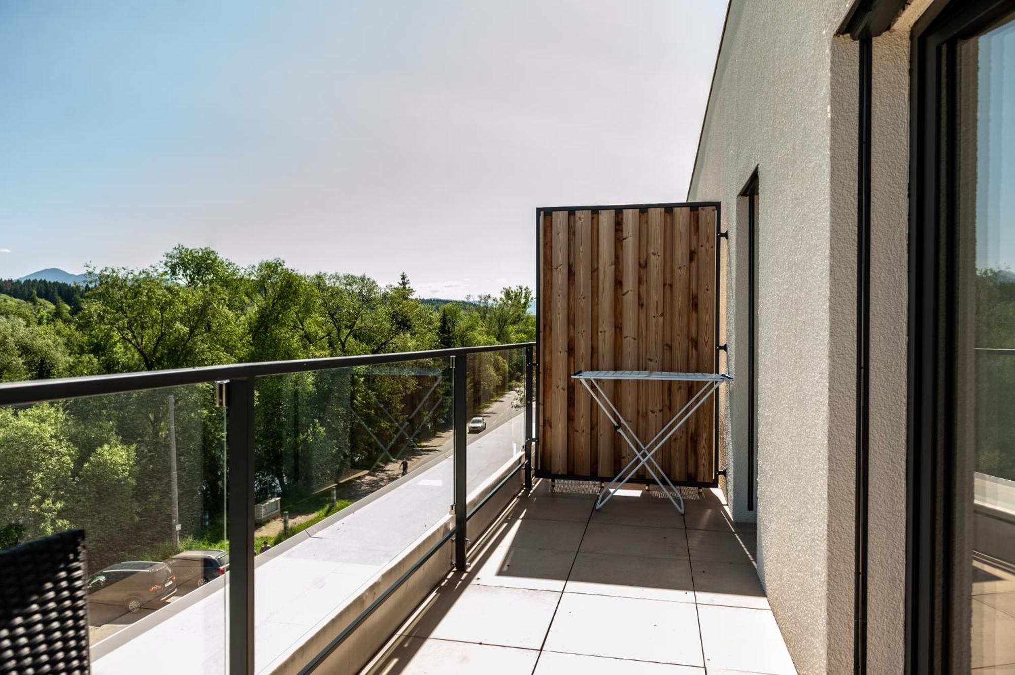 Apartmany Besen Bešeňová Eksteriør billede